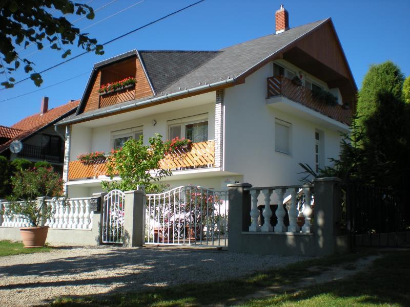Hotel Viola House à Hévíz Extérieur photo
